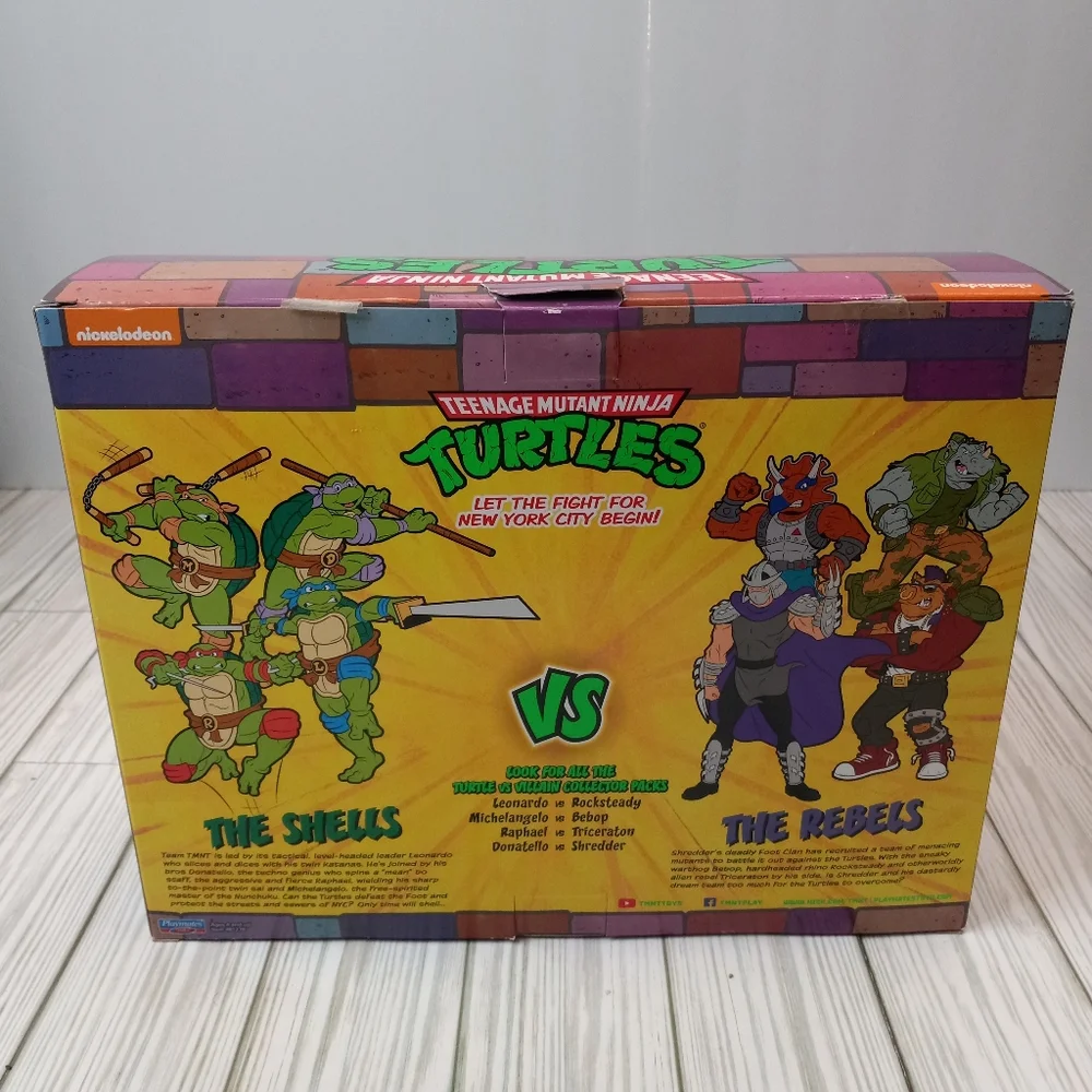 Playmates Teenage Mutant Ninja Turtles Leonardo VS Rocksteady Toy Figures